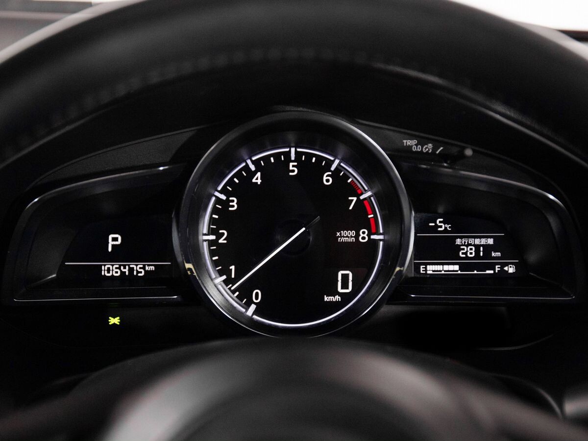 Mazda Axela 2017 - фото автомобиля