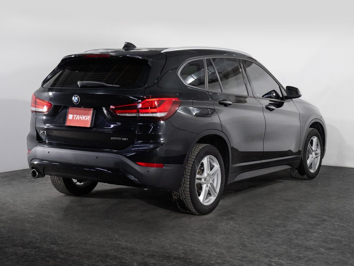 BMW X1 2019 - фото автомобиля