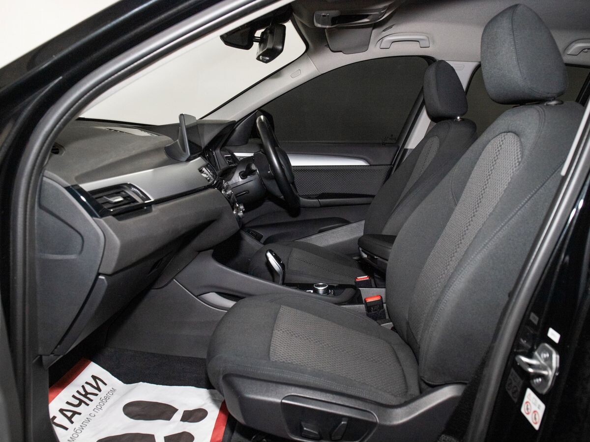 BMW X1 2019 - фото автомобиля