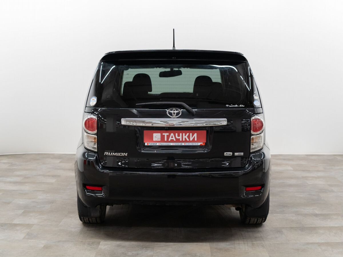 Toyota Corolla Rumion 2010 - фото автомобиля