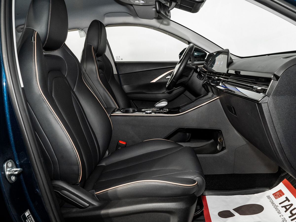 Omoda C5 2023 - фото автомобиля