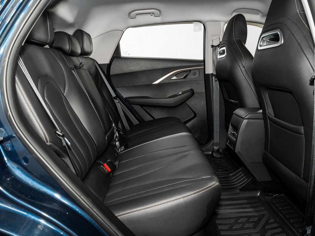 Omoda C5 2023 - фото автомобиля