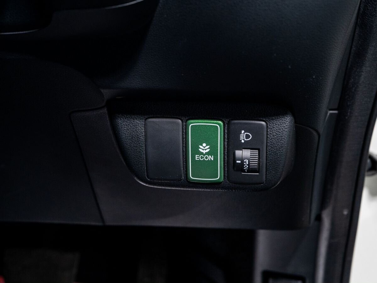 Honda Fit 2011 - фото автомобиля