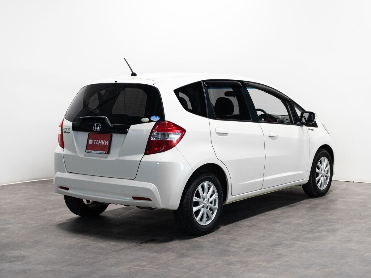 Honda Fit 2011 - фото автомобиля
