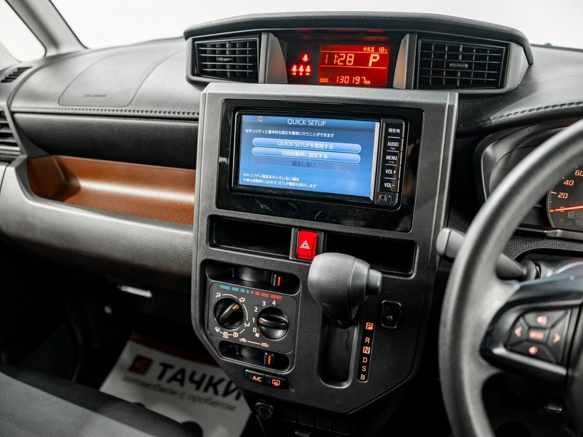 Toyota Roomy 2017 - фото автомобиля