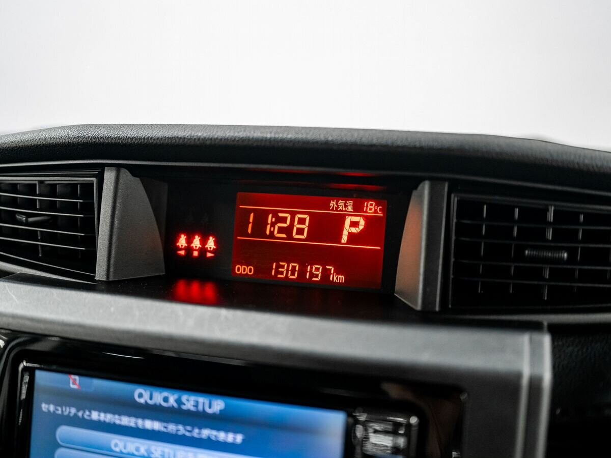 Toyota Roomy 2017 - фото автомобиля