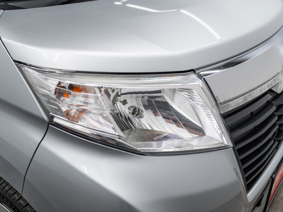 Toyota Roomy 2017 - фото автомобиля