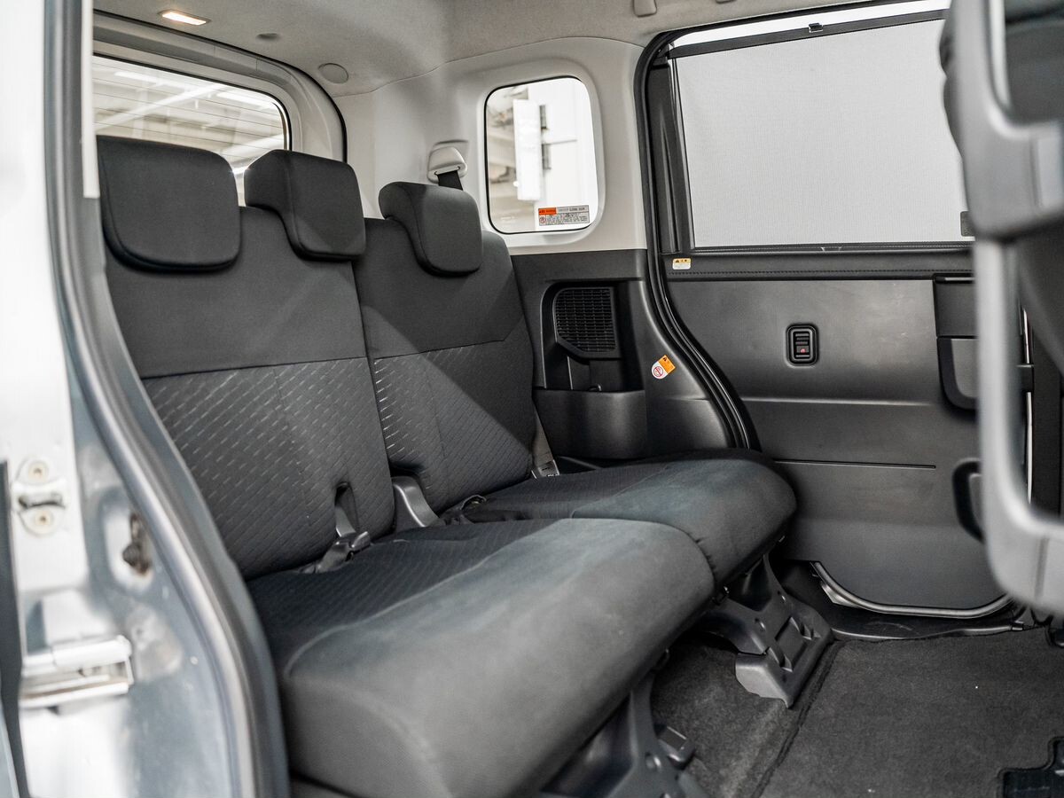 Toyota Roomy 2017 - фото автомобиля