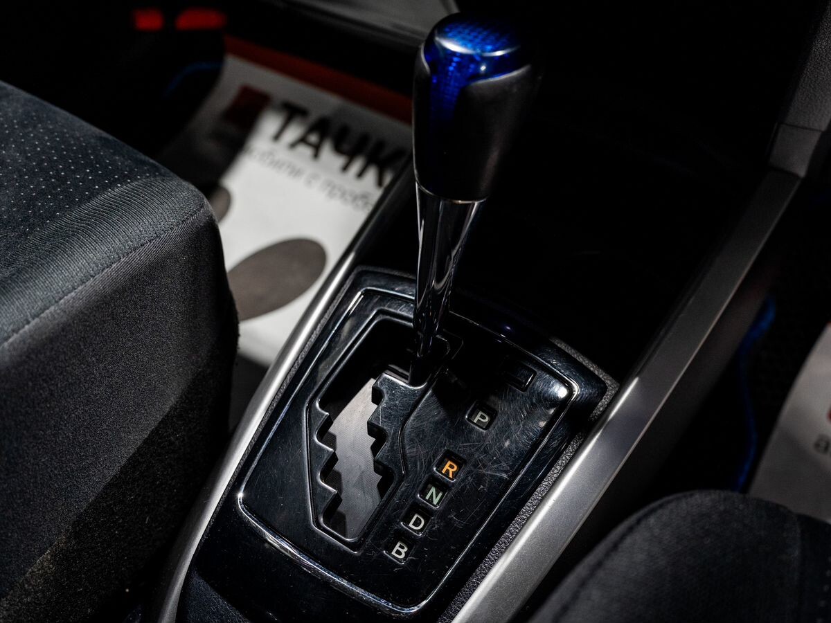 Toyota Corolla 2016 - фото автомобиля