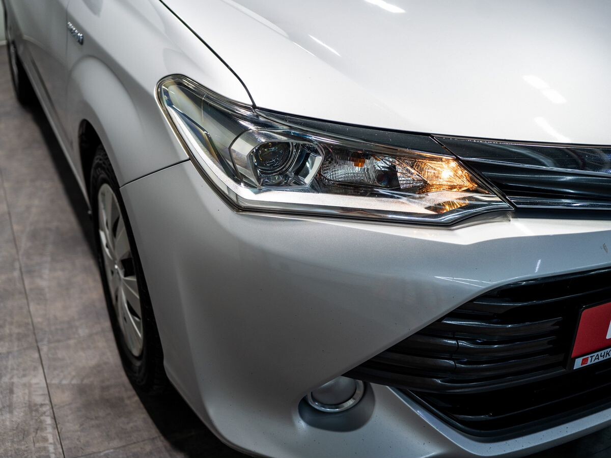 Toyota Corolla 2016 - фото автомобиля