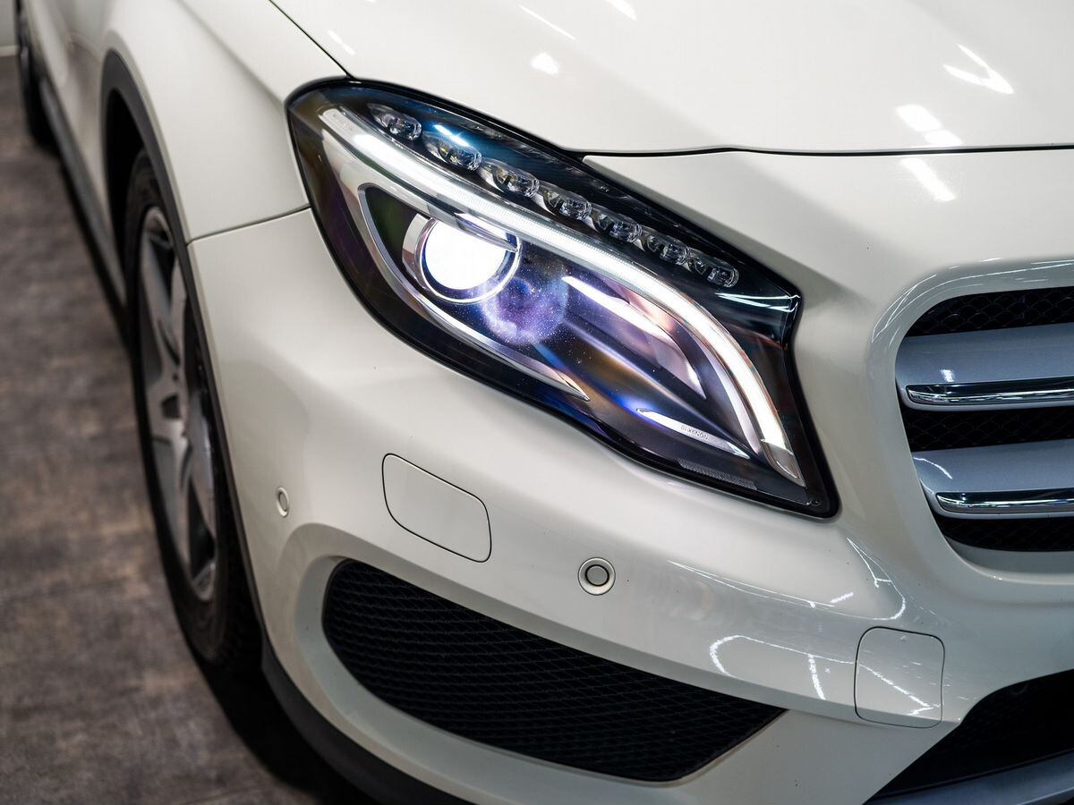 Mercedes-Benz GLA 2015 - фото автомобиля