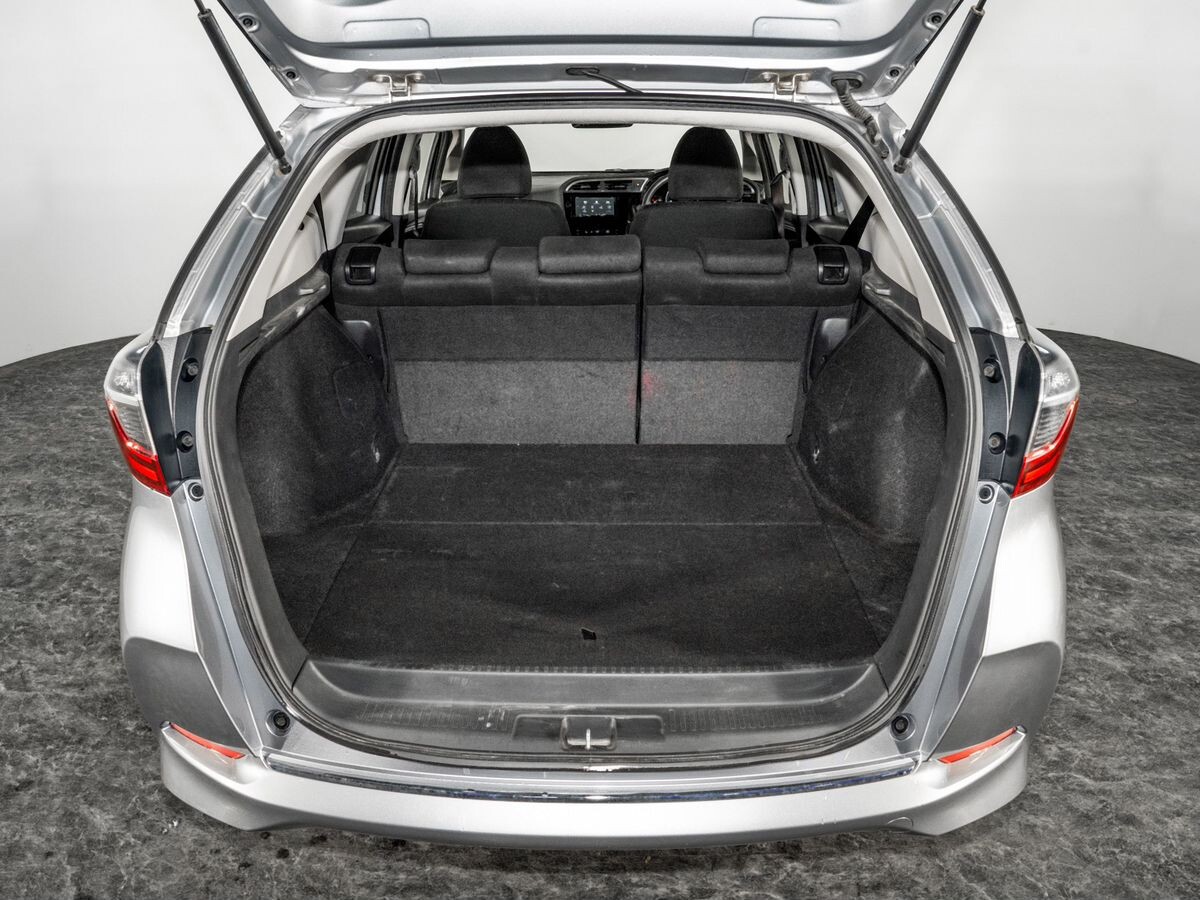 Honda Shuttle 2020 - фото автомобиля