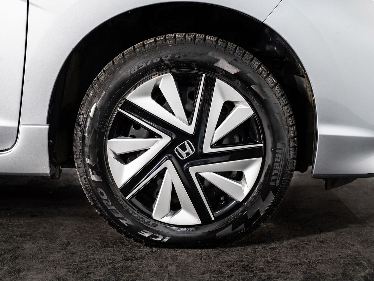 Honda Shuttle 2020 - фото автомобиля