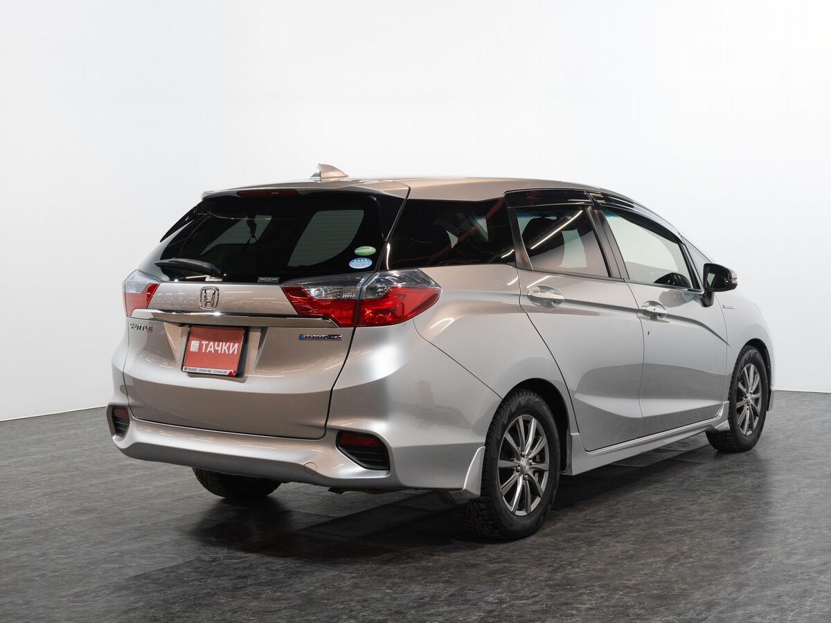 Honda Shuttle 2015 - фото автомобиля