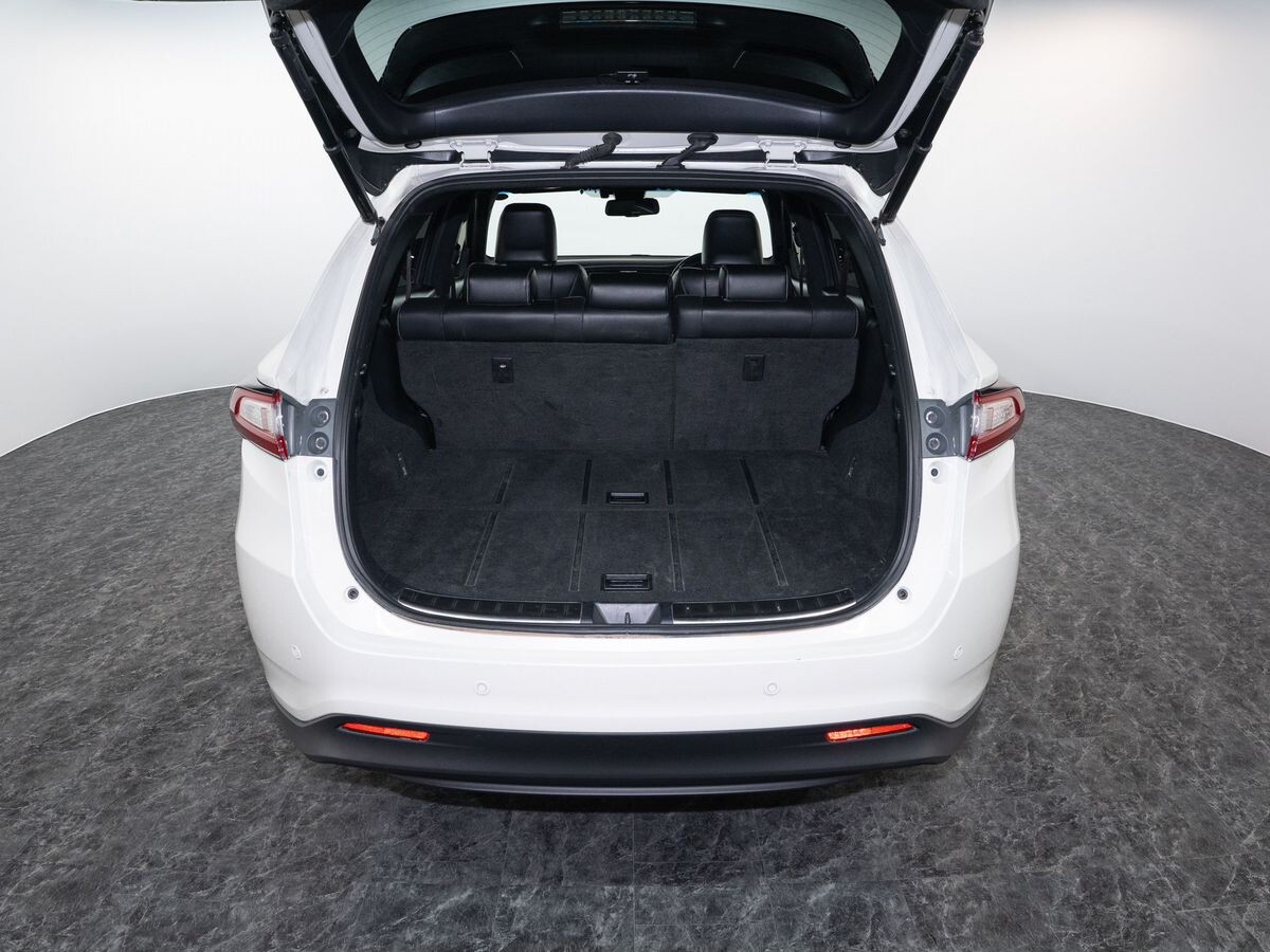 Toyota Harrier 2019 - фото автомобиля