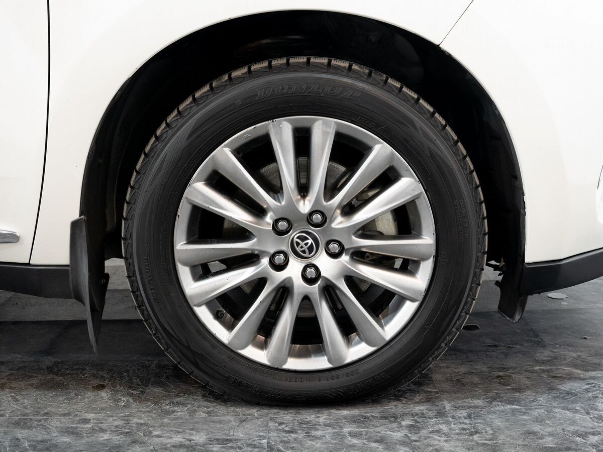 Toyota Harrier 2019 - фото автомобиля