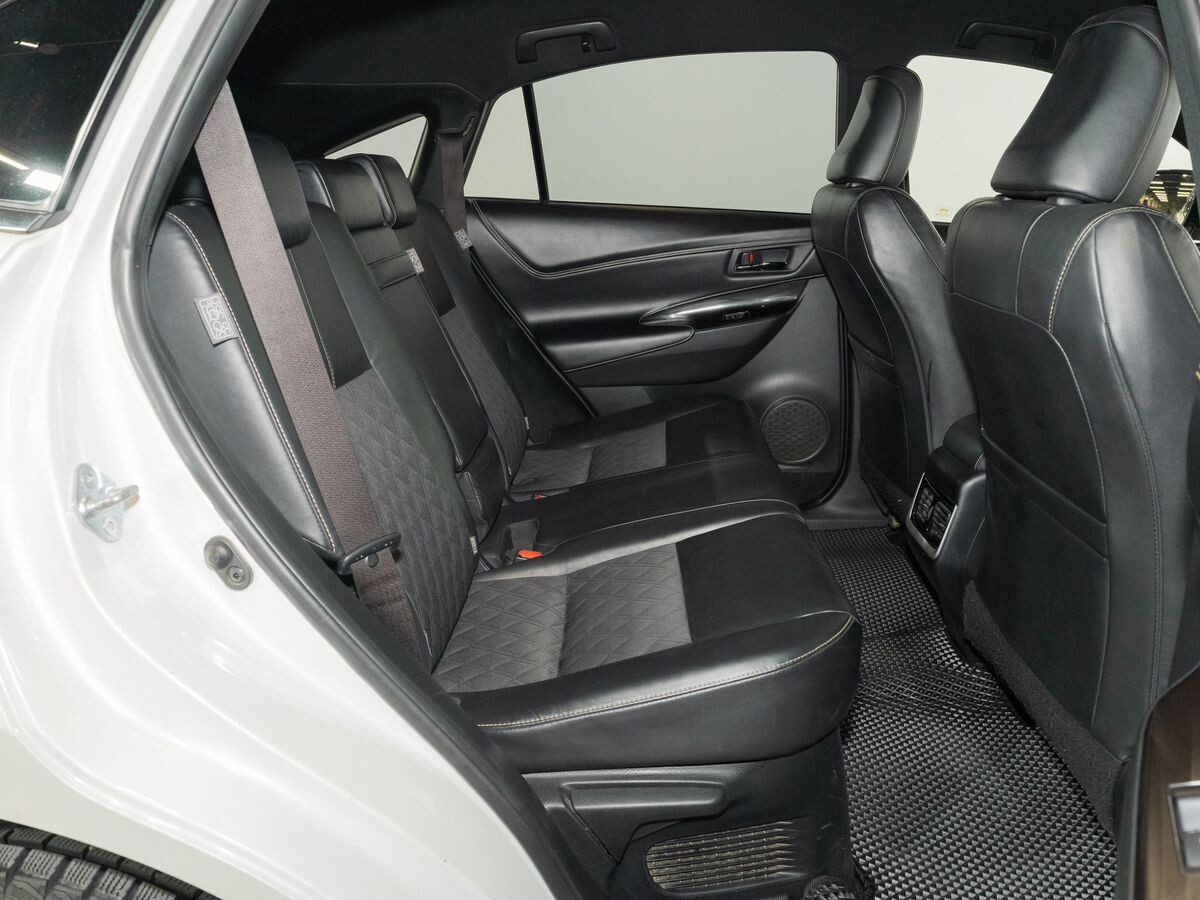 Toyota Harrier 2019 - фото автомобиля