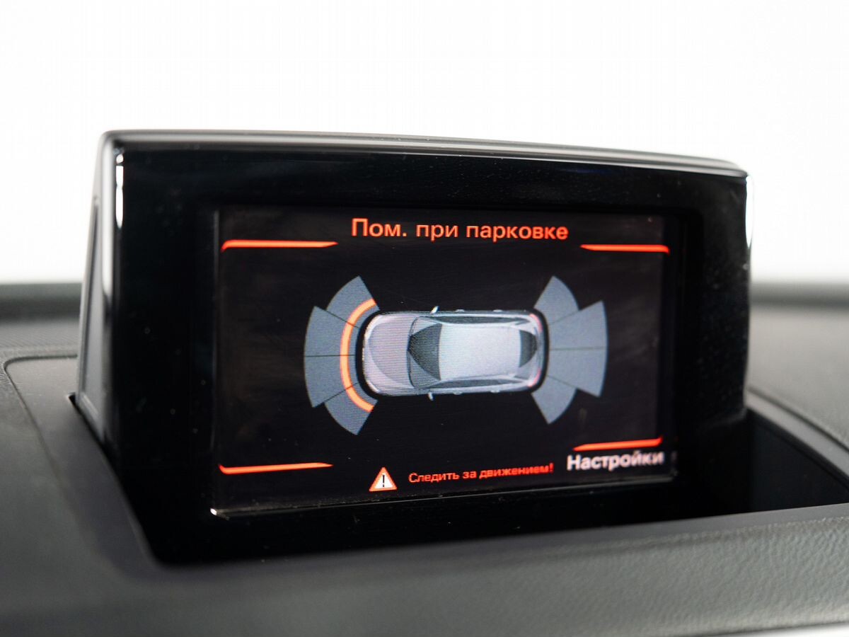 Audi Q3 2015 - фото автомобиля