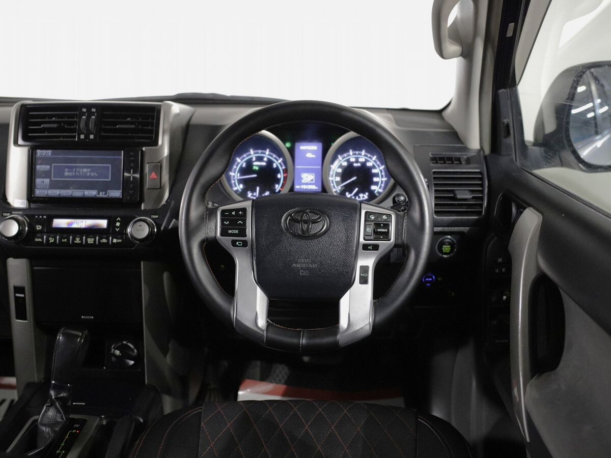 Toyota Land Cruiser Prado 2012 - фото автомобиля