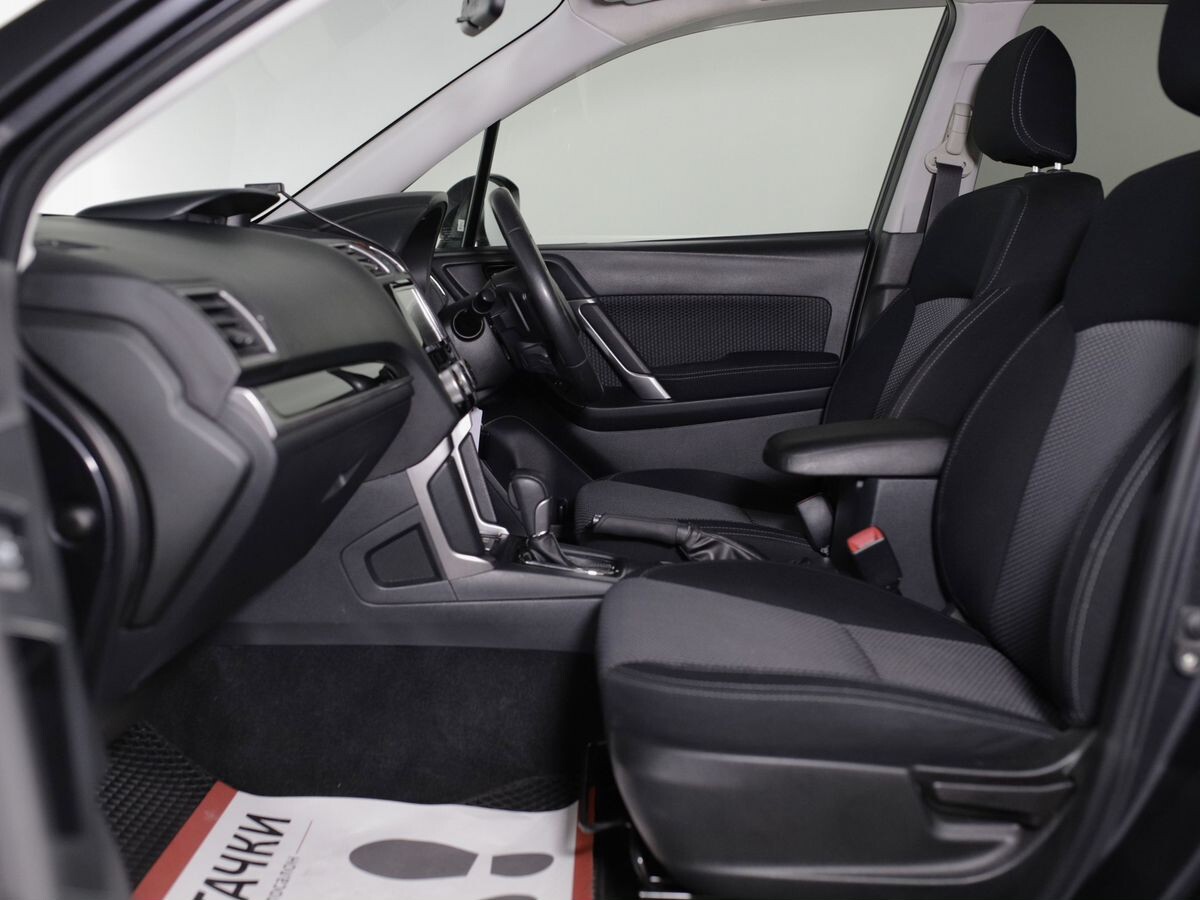 Subaru Forester 2016 - фото автомобиля