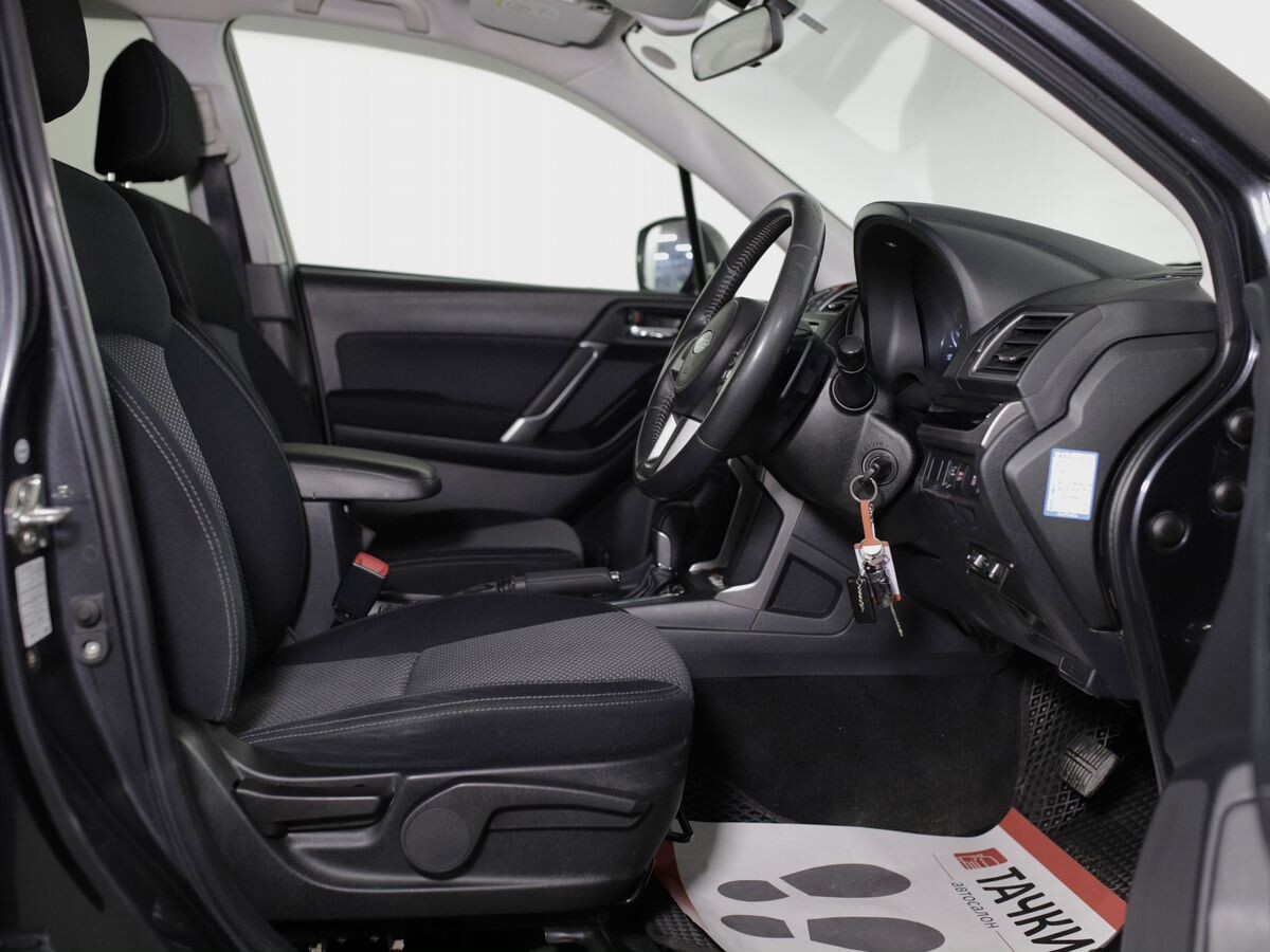 Subaru Forester 2016 - фото автомобиля