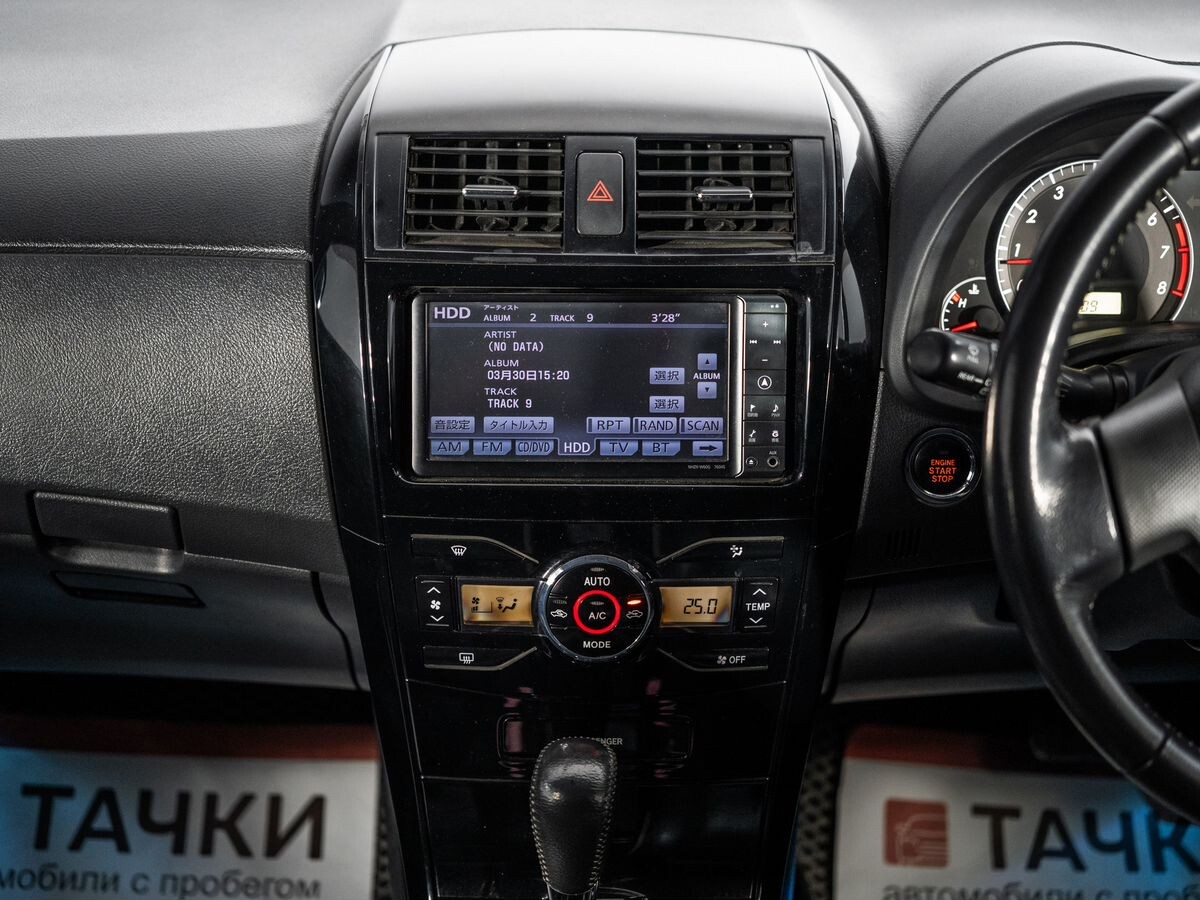 Toyota Corolla 2010 - фото автомобиля