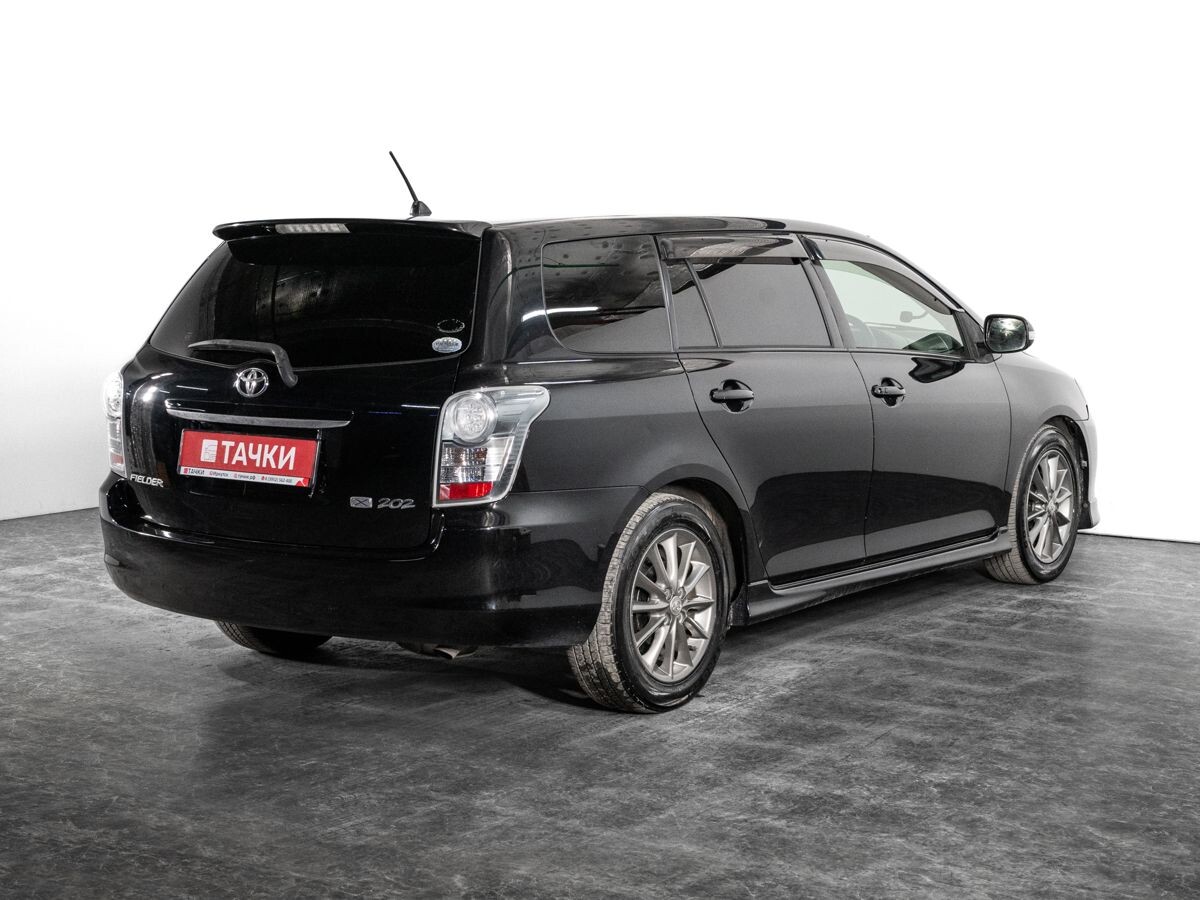 Toyota Corolla 2010 - фото автомобиля