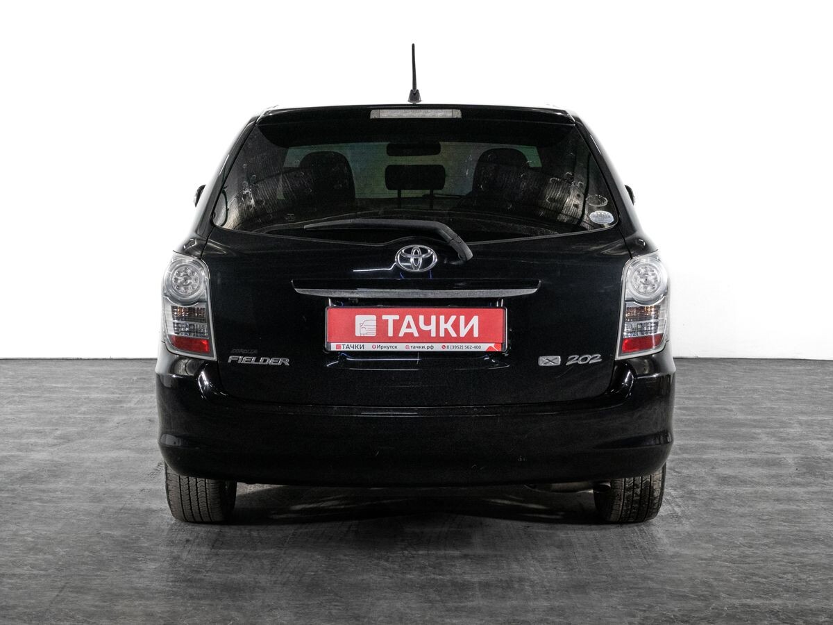 Toyota Corolla 2010 - фото автомобиля