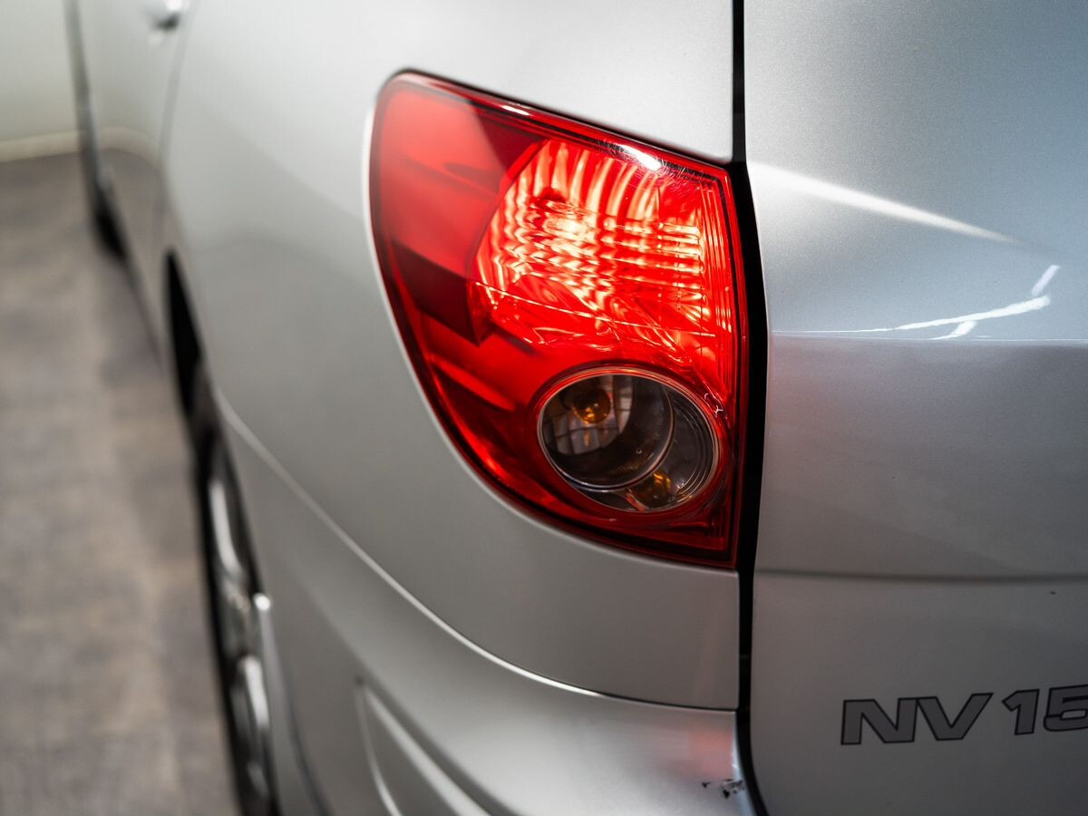 Nissan AD 2019 - фото автомобиля