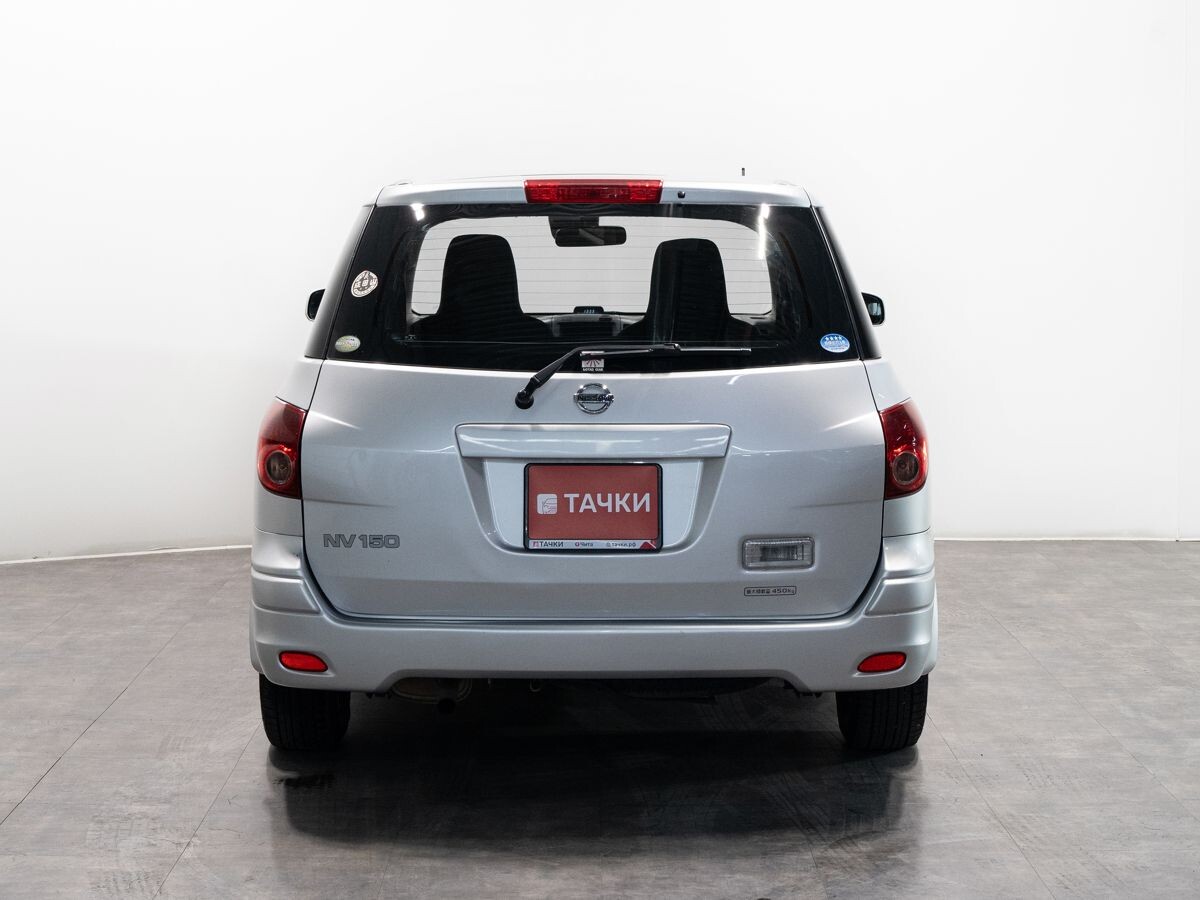 Nissan AD 2019 - фото автомобиля