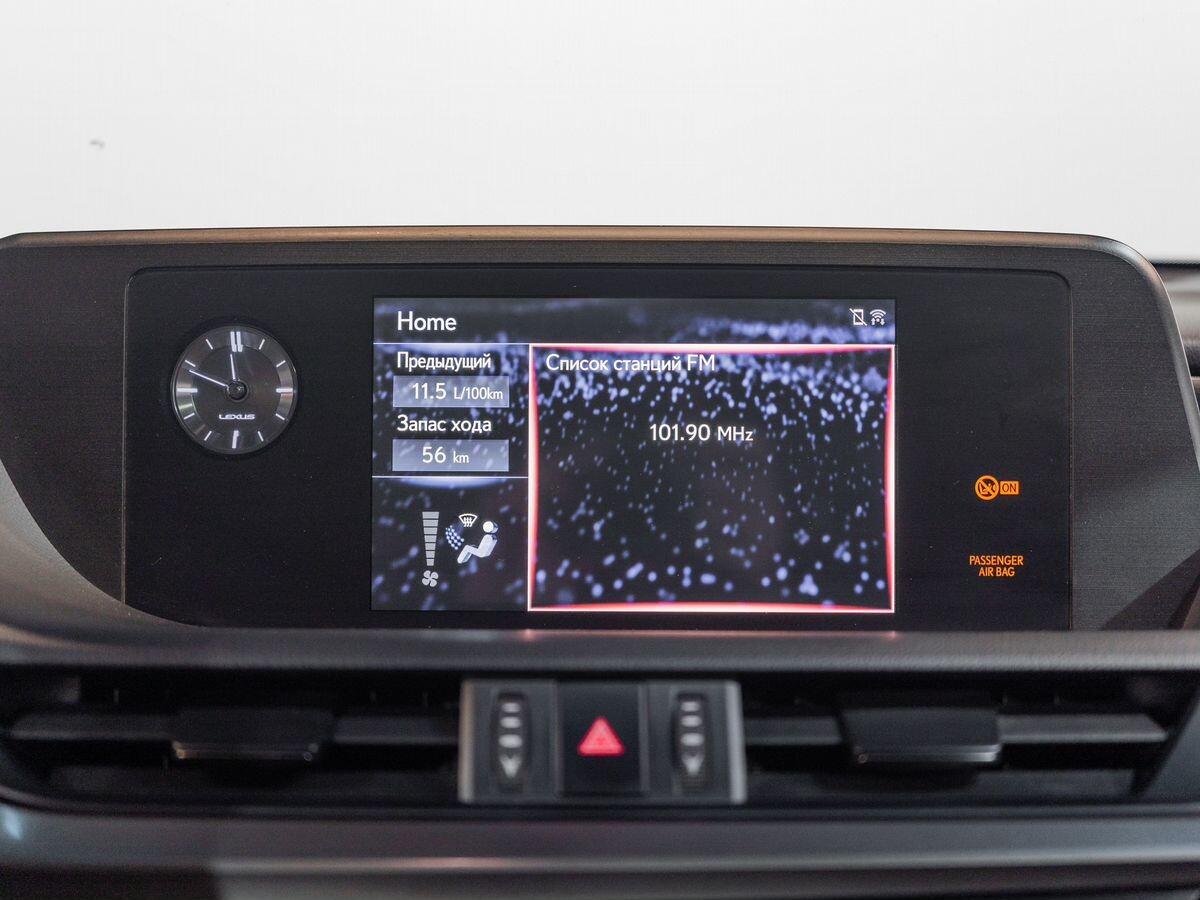 Lexus ES 2019 - фото автомобиля