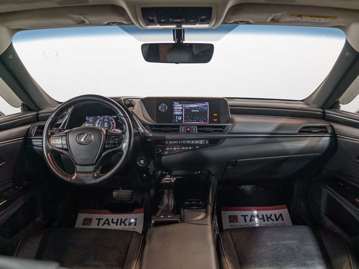 Lexus ES 2019 - фото автомобиля