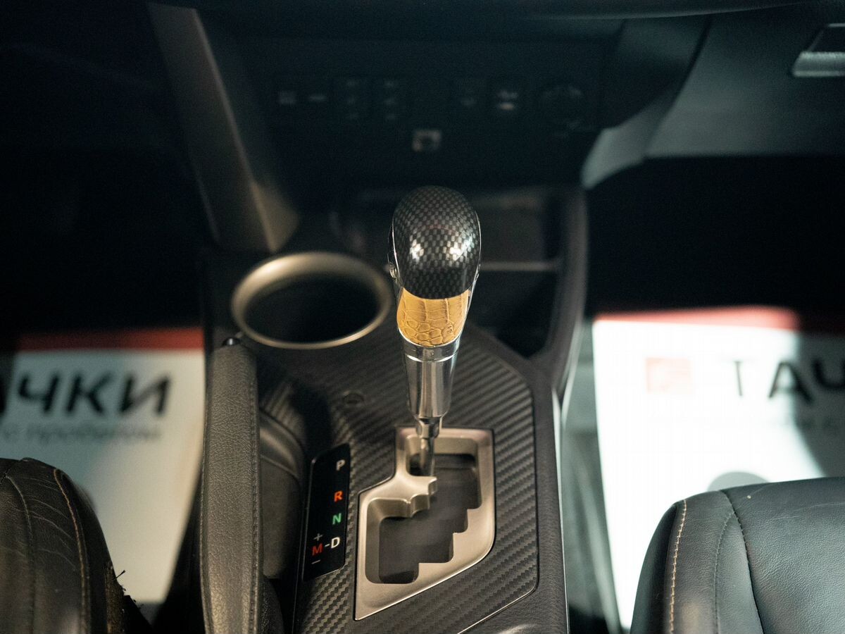 Toyota RAV4 2014 - фото автомобиля