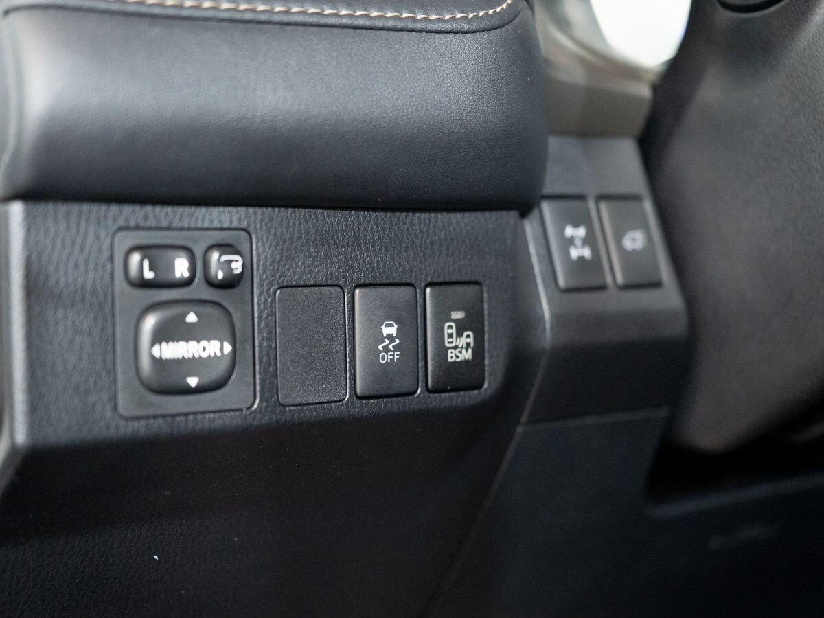 Toyota RAV4 2014 - фото автомобиля