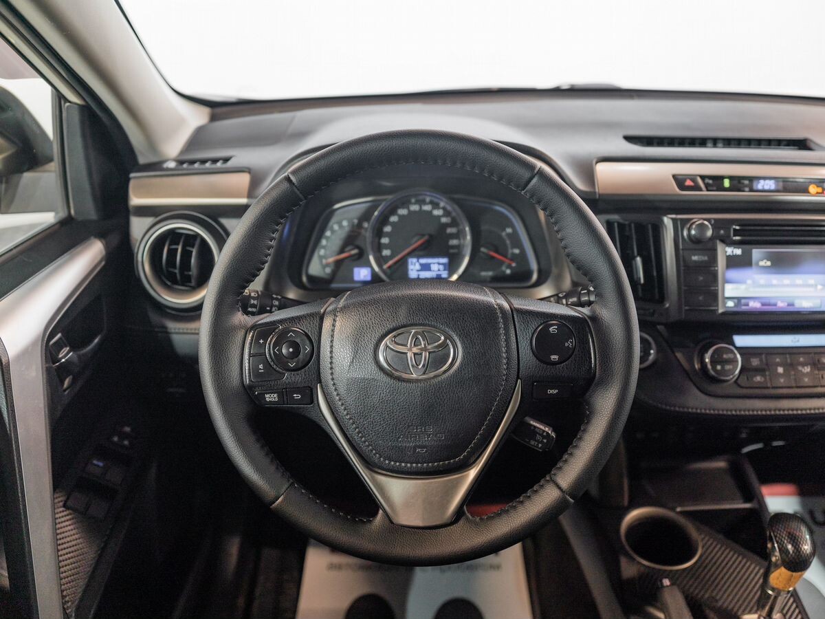 Toyota RAV4 2014 - фото автомобиля