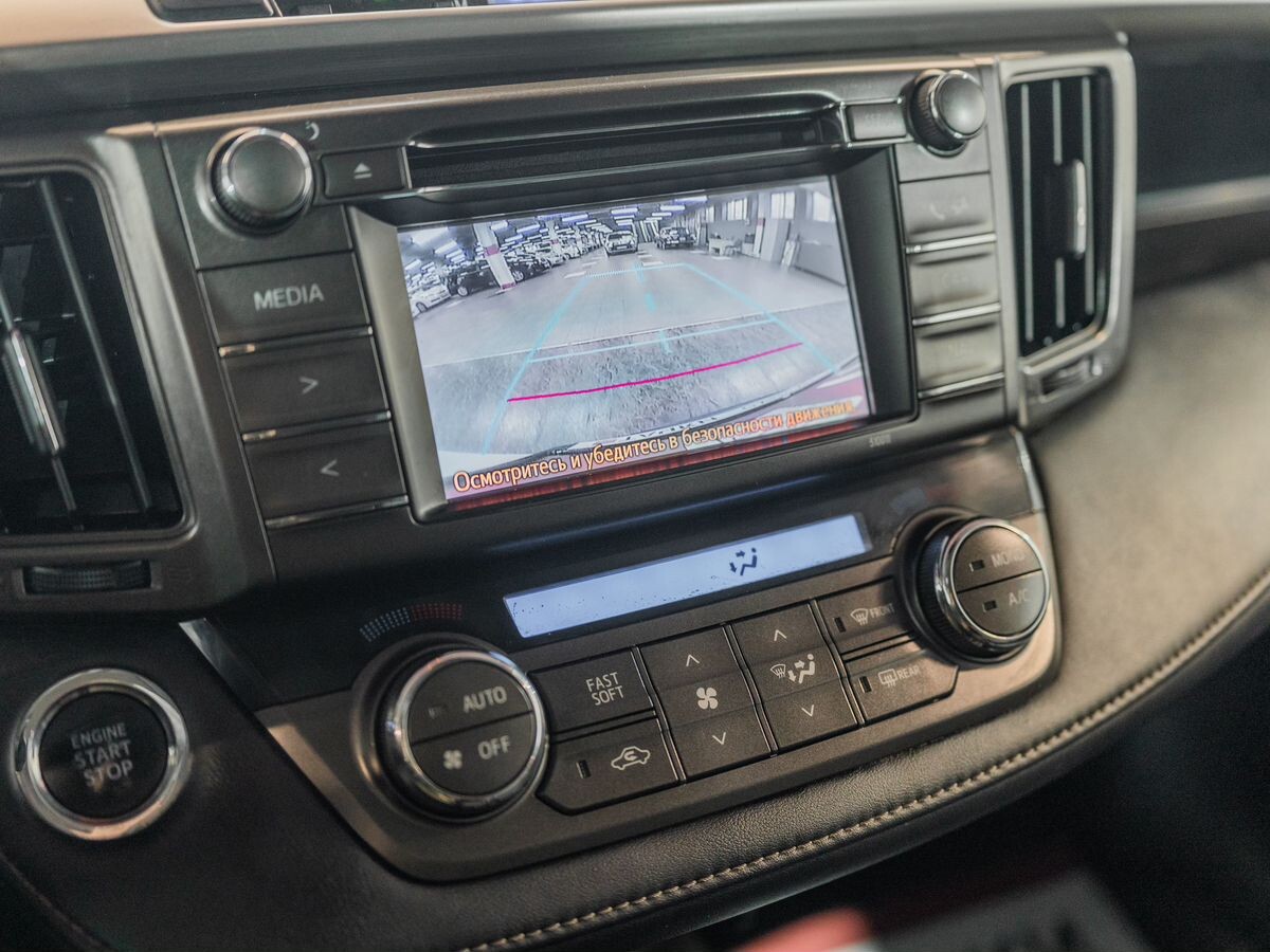 Toyota RAV4 2014 - фото автомобиля