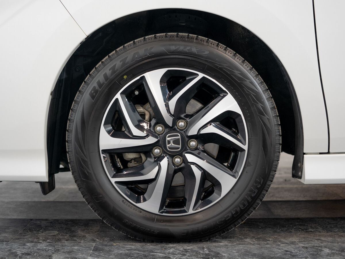 Honda Stepwgn 2017 - фото автомобиля