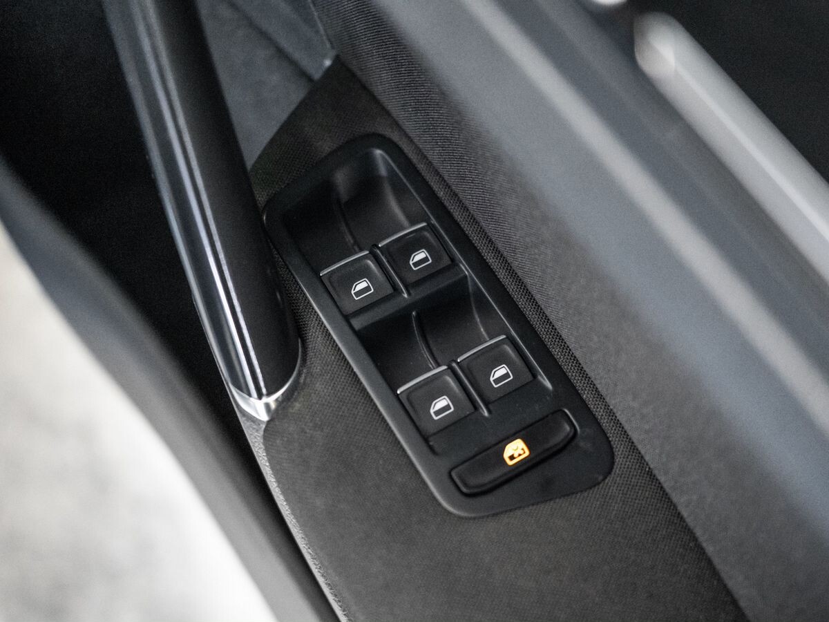 Volkswagen Golf 2014 - фото автомобиля