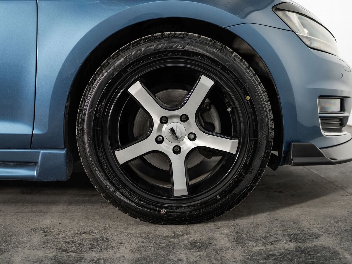 Volkswagen Golf 2014 - фото автомобиля