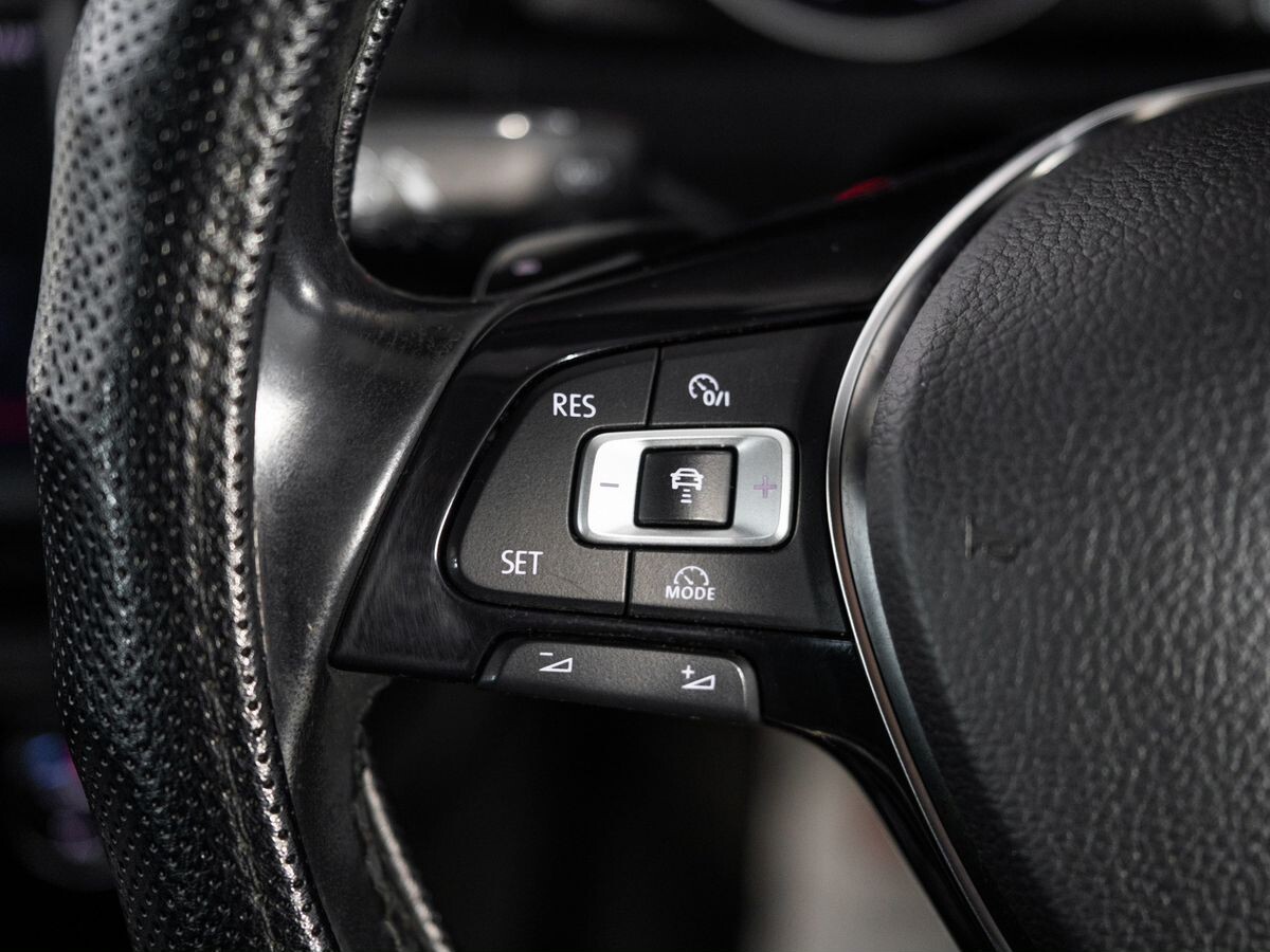 Volkswagen Golf 2014 - фото автомобиля