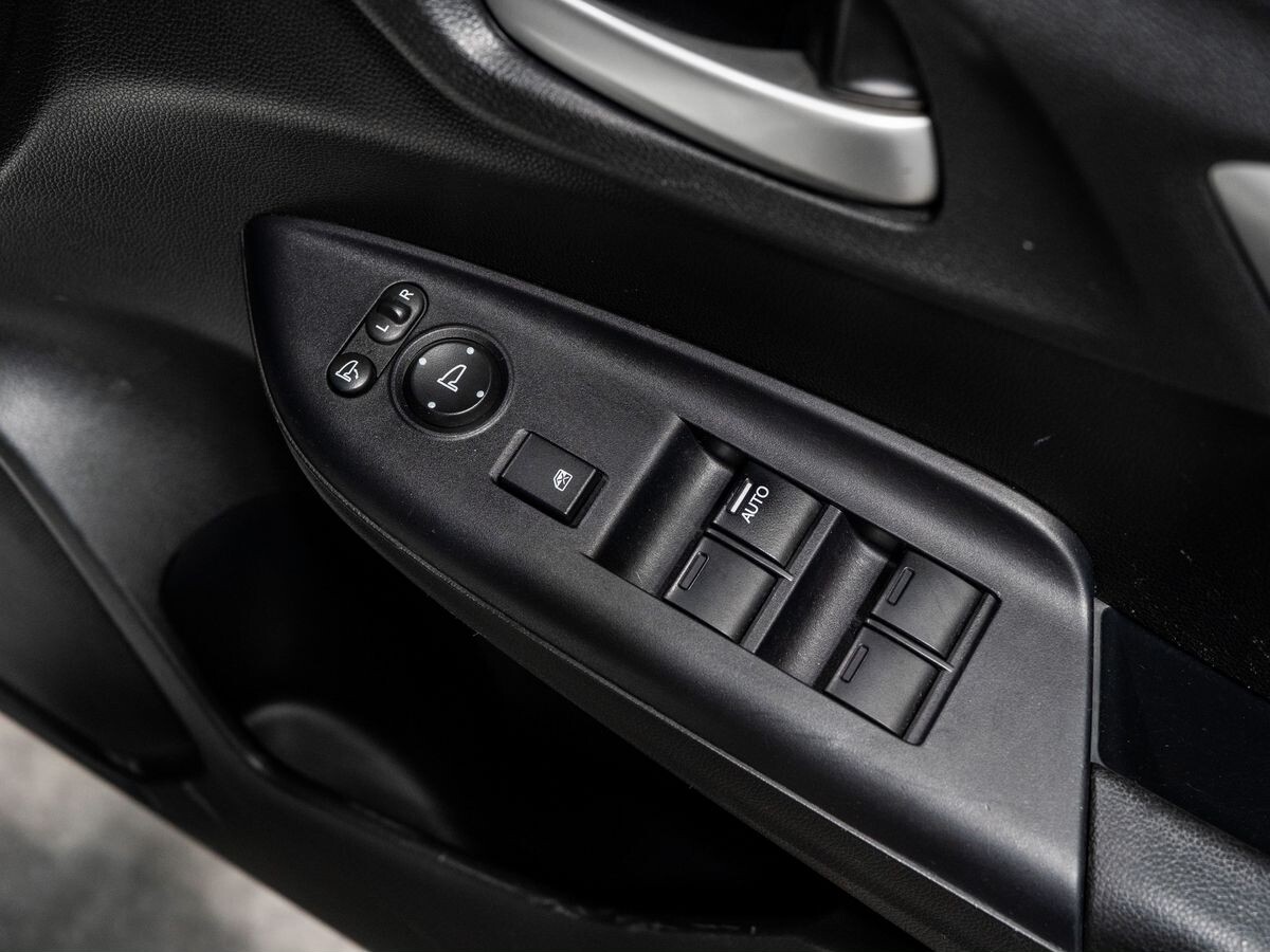 Honda Fit 2013 - фото автомобиля