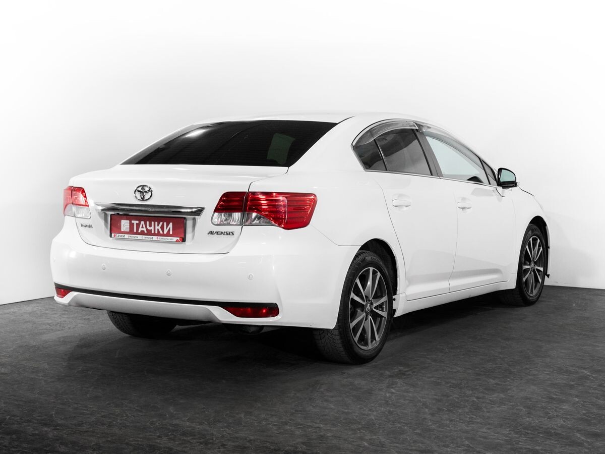 Toyota Avensis 2012 - фото автомобиля