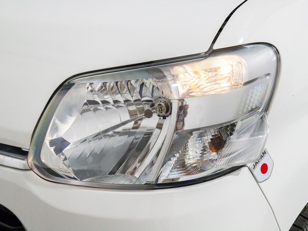 Daihatsu Tanto 2018 - фото автомобиля