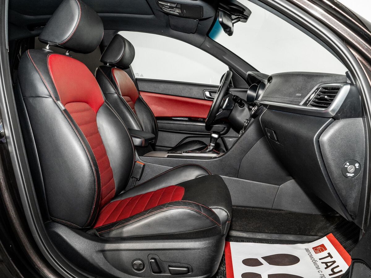 Kia Optima 2018 - фото автомобиля