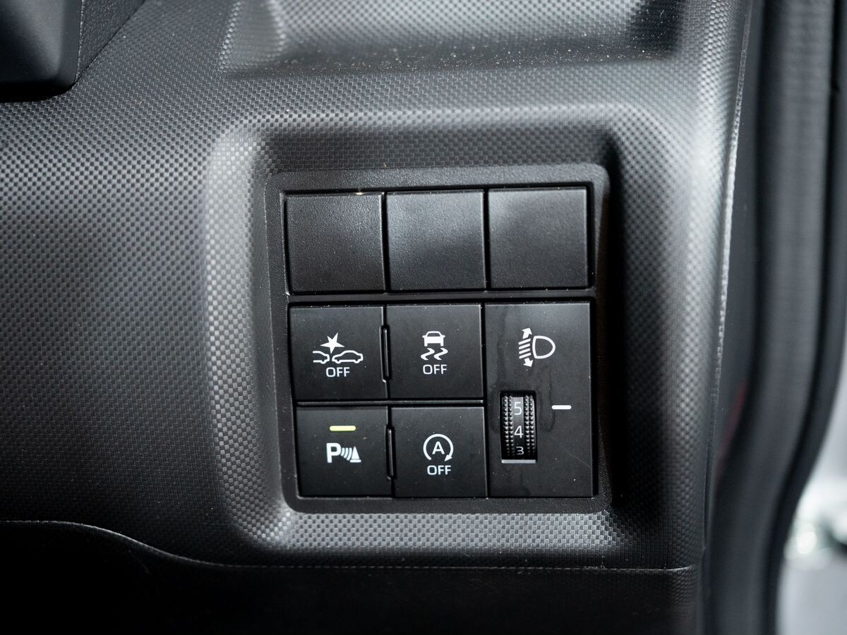 Toyota Raize 2020 - фото автомобиля