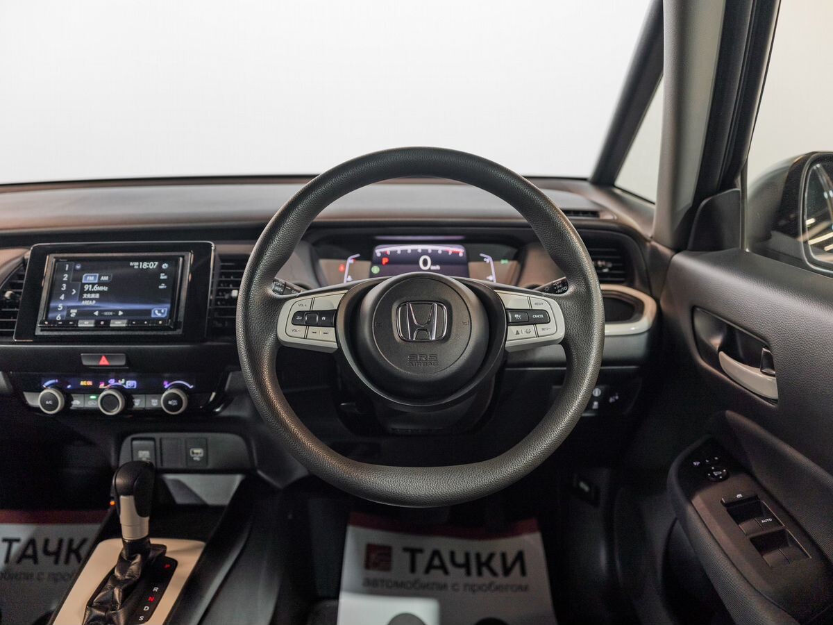 Honda Fit 2020 - фото автомобиля