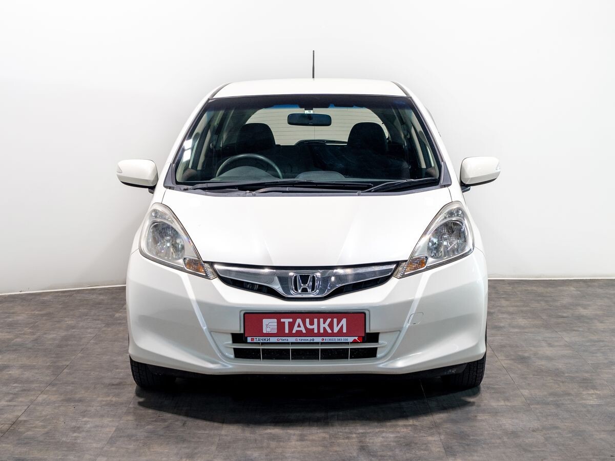 Honda Fit 2011 - фото автомобиля