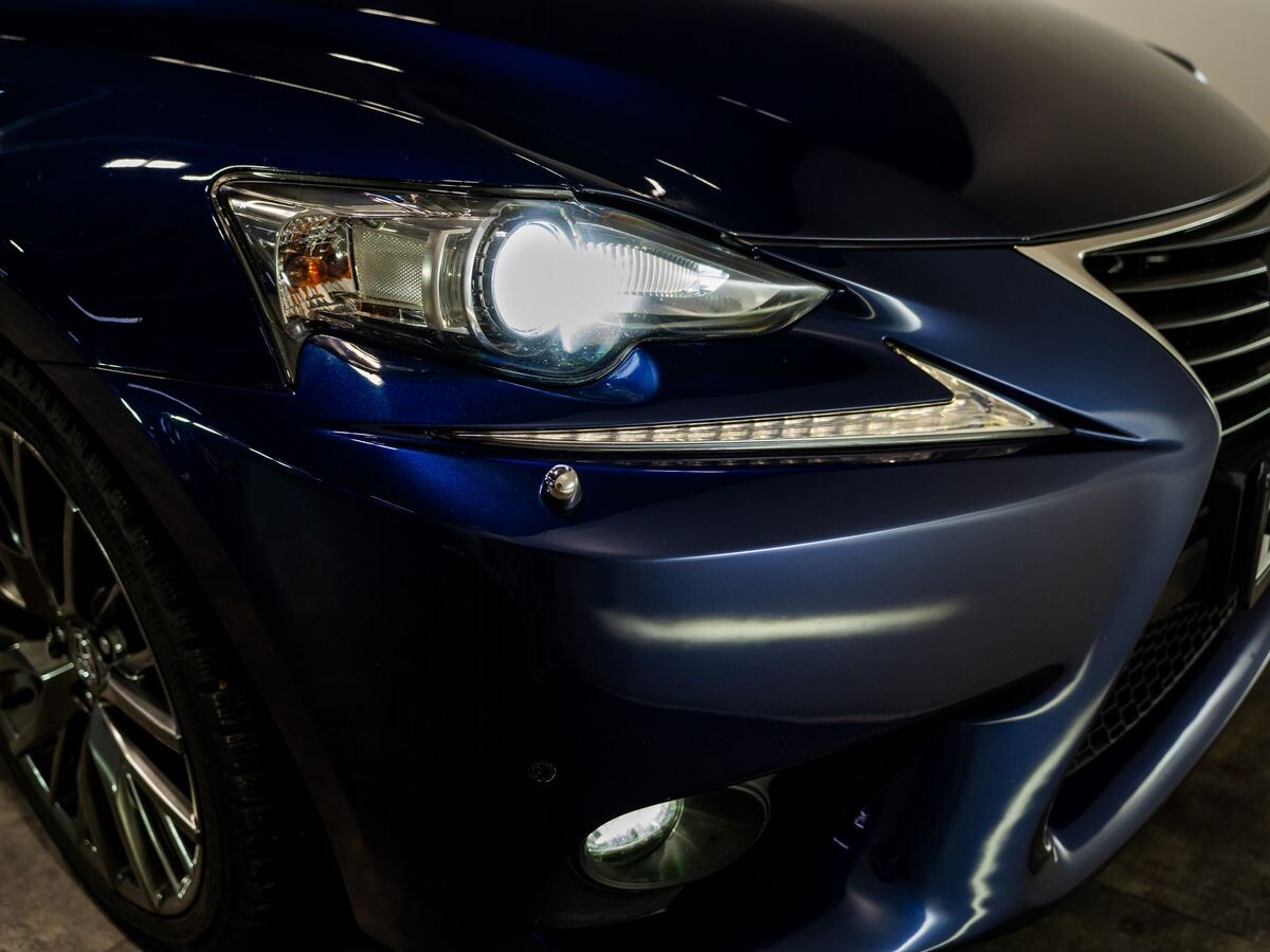 Lexus IS 2014 - фото автомобиля