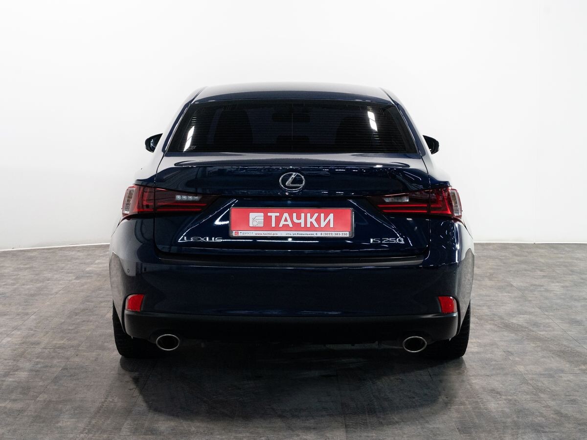 Lexus IS 2014 - фото автомобиля