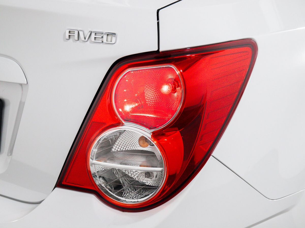 Chevrolet Aveo 2012 - фото автомобиля